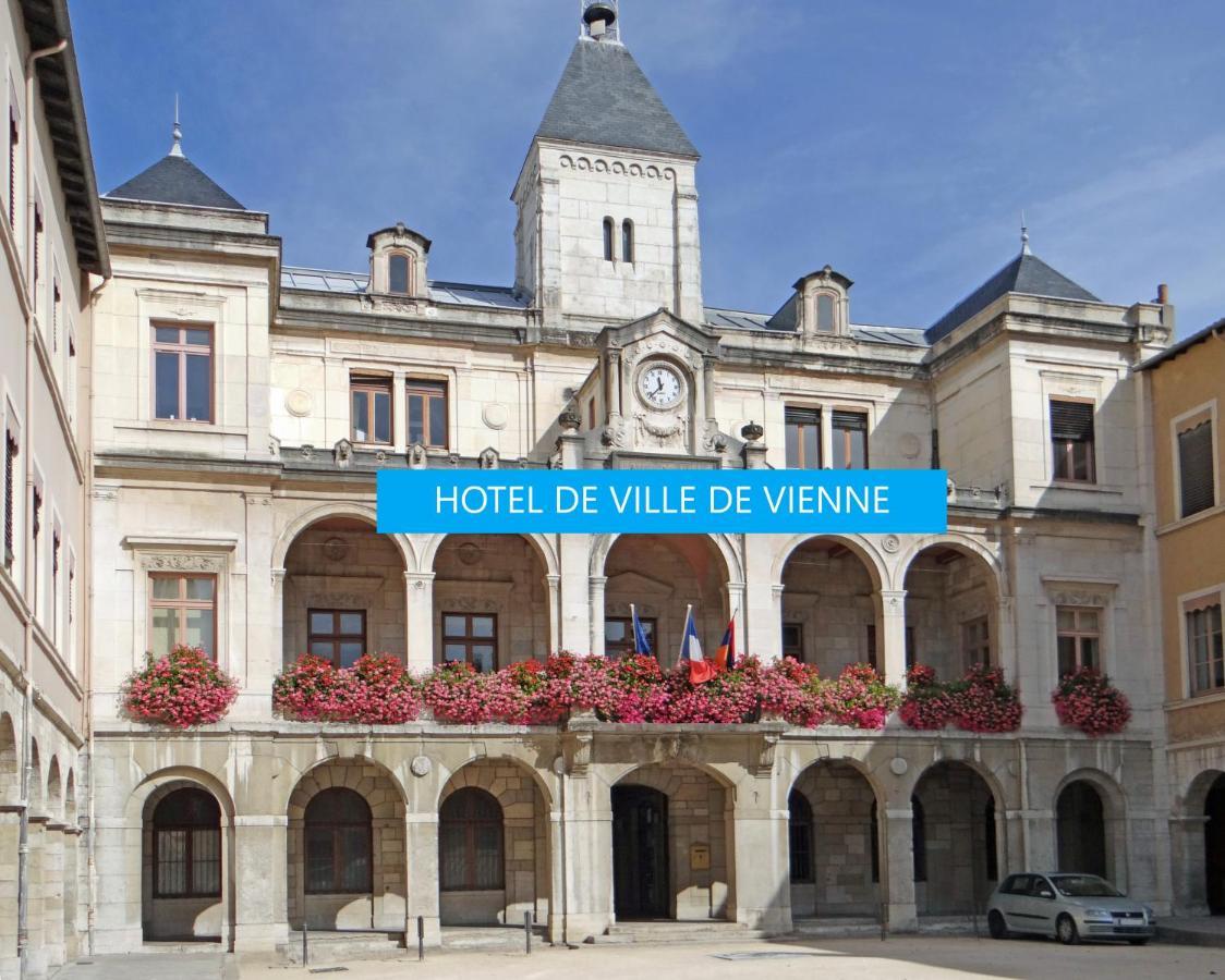 Appartement Netflix Centre De Vienne Pres De Lyon Bagian luar foto