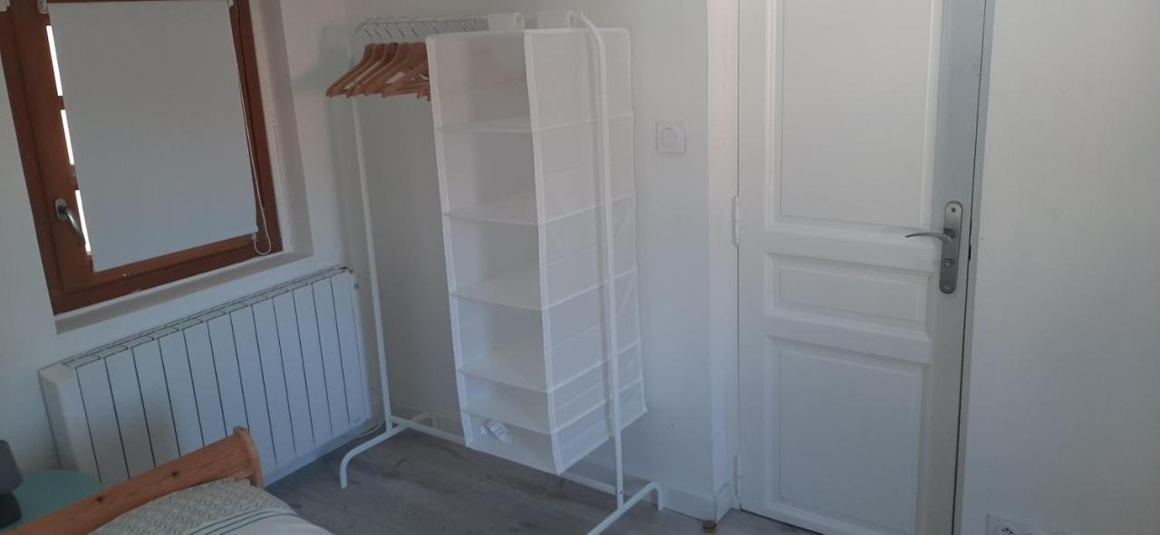 Appartement Netflix Centre De Vienne Pres De Lyon Bagian luar foto